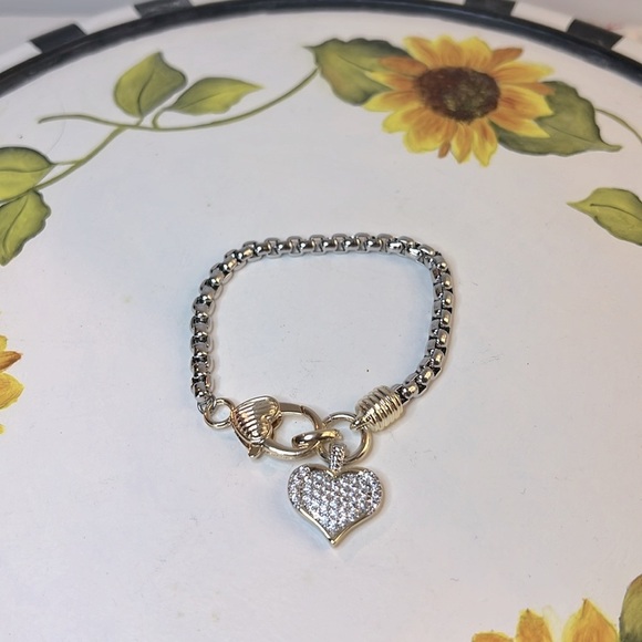 Mixed Metal Pave Heart Charm Bracelet *NEW* - Picture 4 of 6